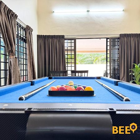 Melaka Afamosa Villa With Private Pool For 10 Pax Алор Гаджах Екстериор снимка